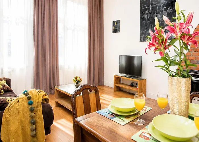 Old Town Brigue Apartment By Otium